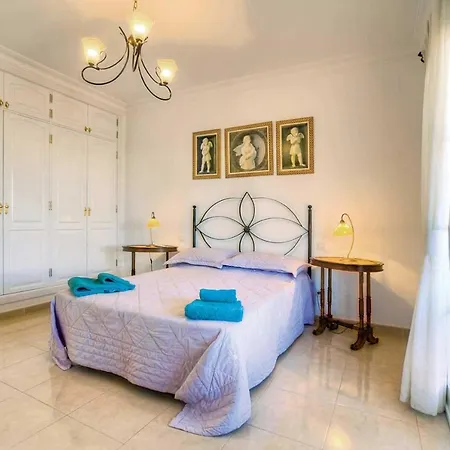 Touch Of Class Villa *